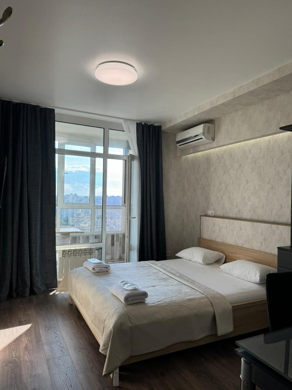 Solo Apartment Virmenska Kyjev Exteriér fotografie