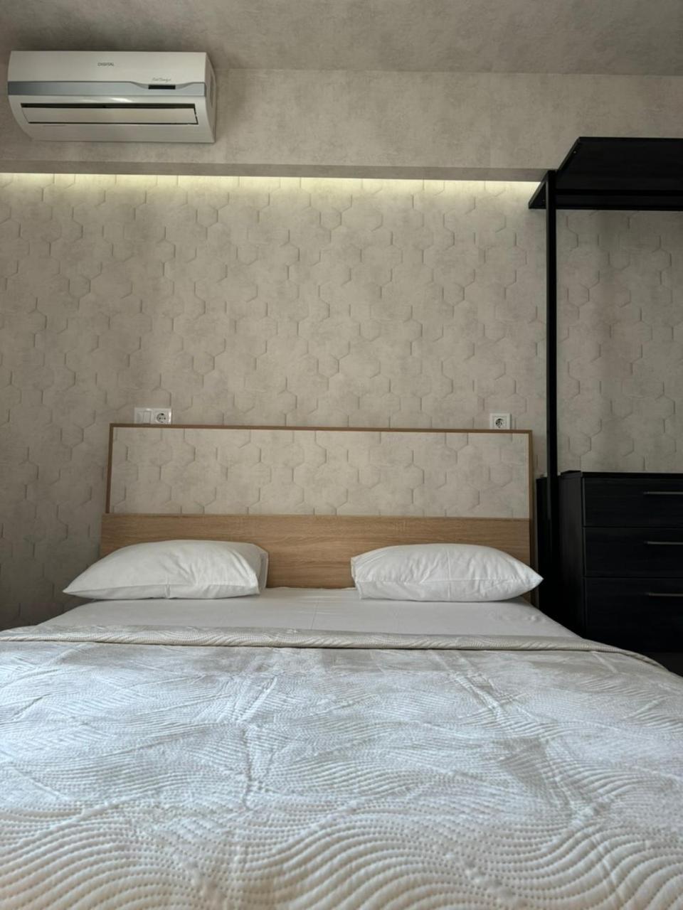 Solo Apartment Virmenska Kyjev Exteriér fotografie